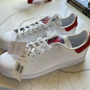 NEW adidas Stan Smith